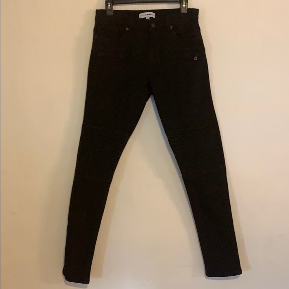 FASHION NOVA MEN black designed pants size 30..